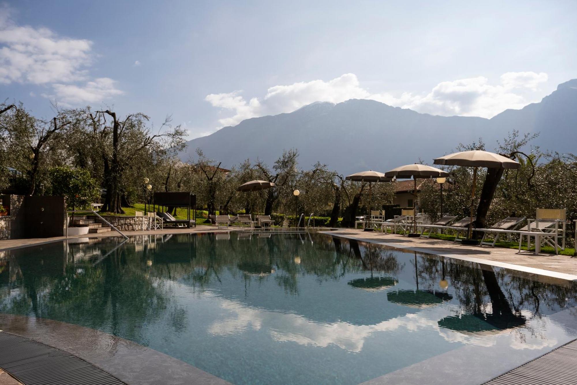Hotel Coste Limone sul Garda Bagian luar foto